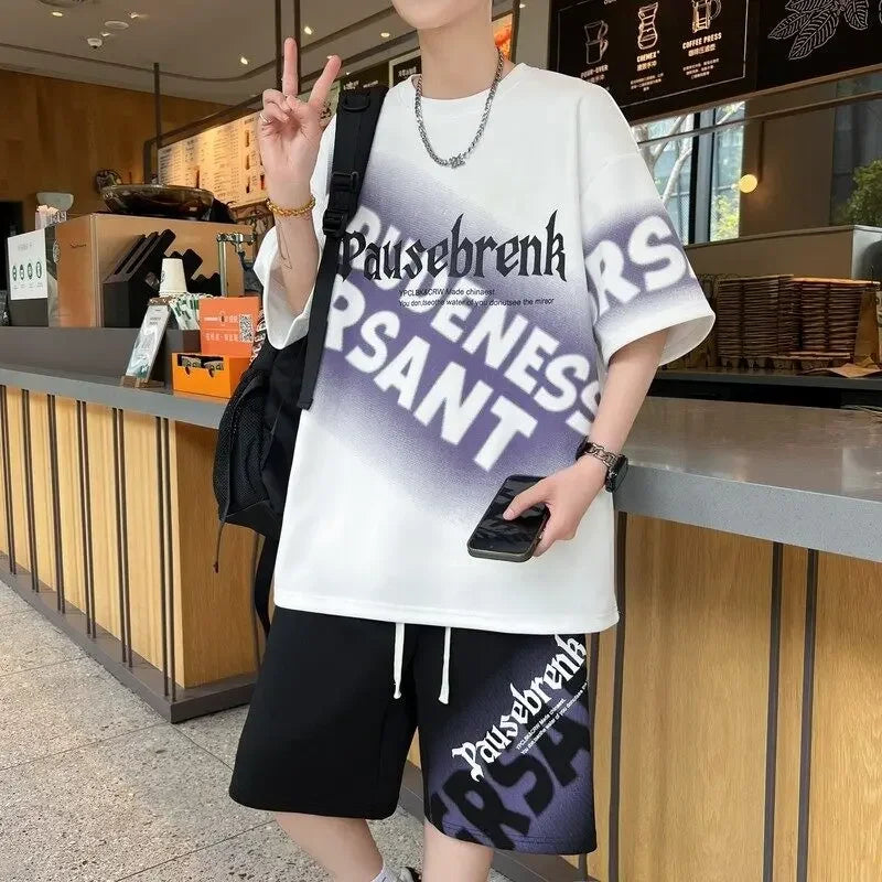 メンズ Tシャツ ショーツ 2点セット 2024 赤いトラックスーツ 原宿系 韓国風 ハイストリート ファッション クリエイティブ パターン メンズ ショートスーツ