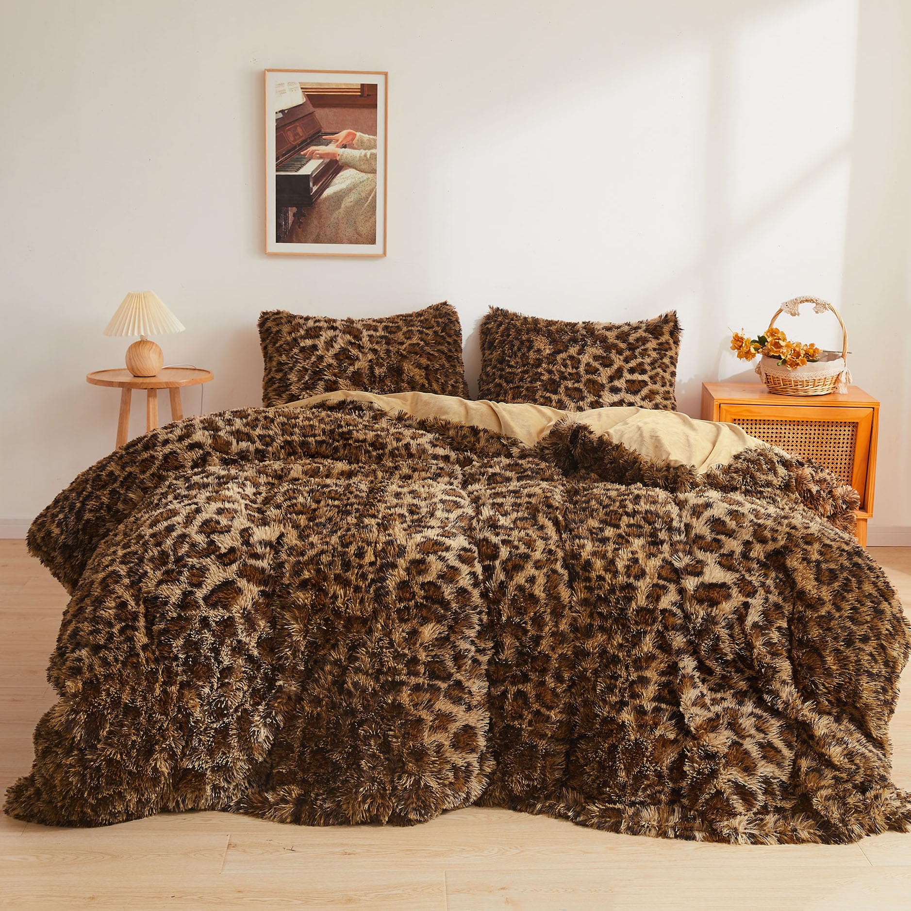 XeGe Cheetah Print Fluffy Faux Fur Duvet Cover Set, 3 Pieces Soft Plush Shaggy Fuzzy Bedding Set(1 Faux Fur Leopard Print Comforter Cover + 2 Furry Pillow Cases), Zipper Closure(King, Pink)