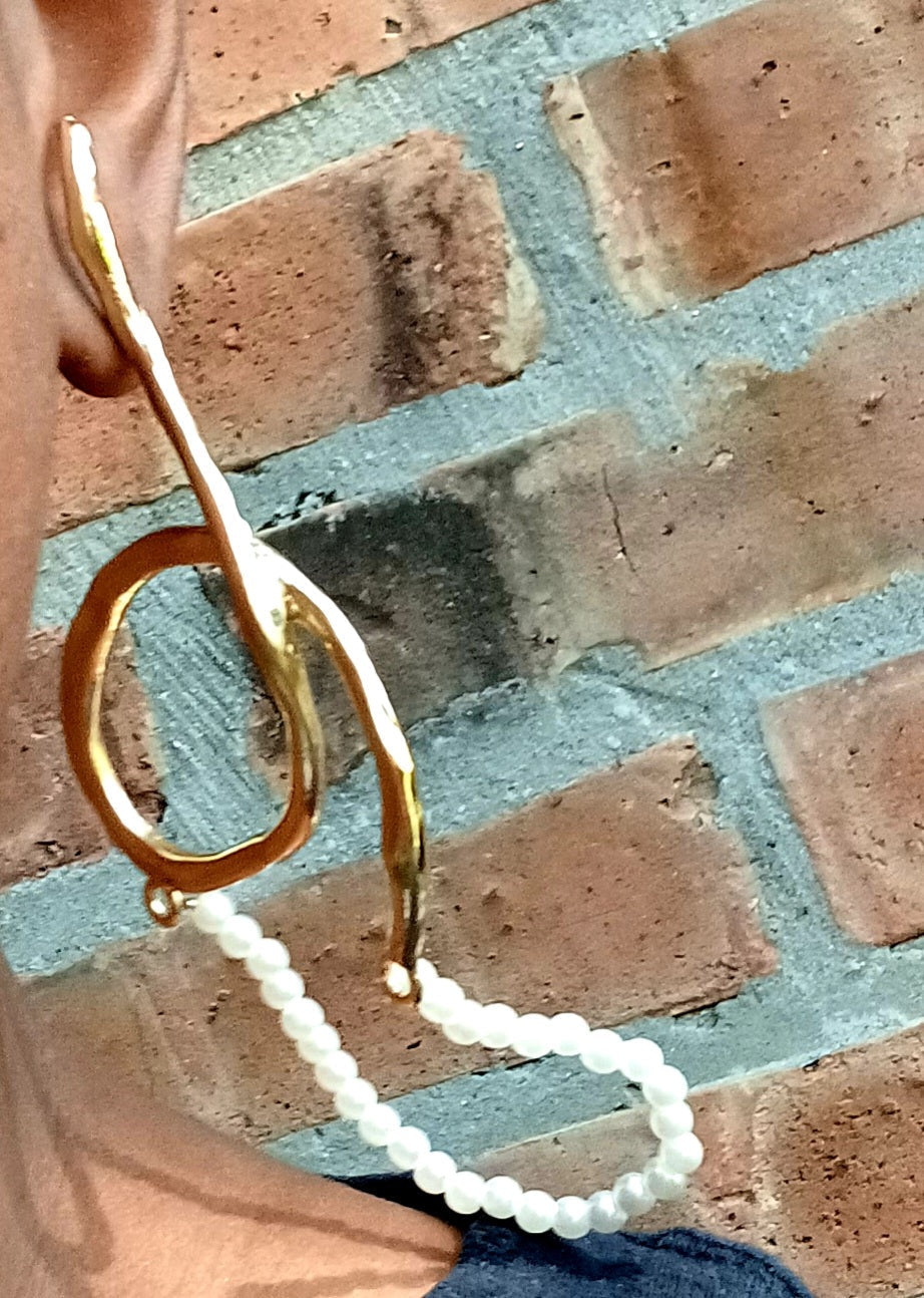 Abstract Minimalist design earrings