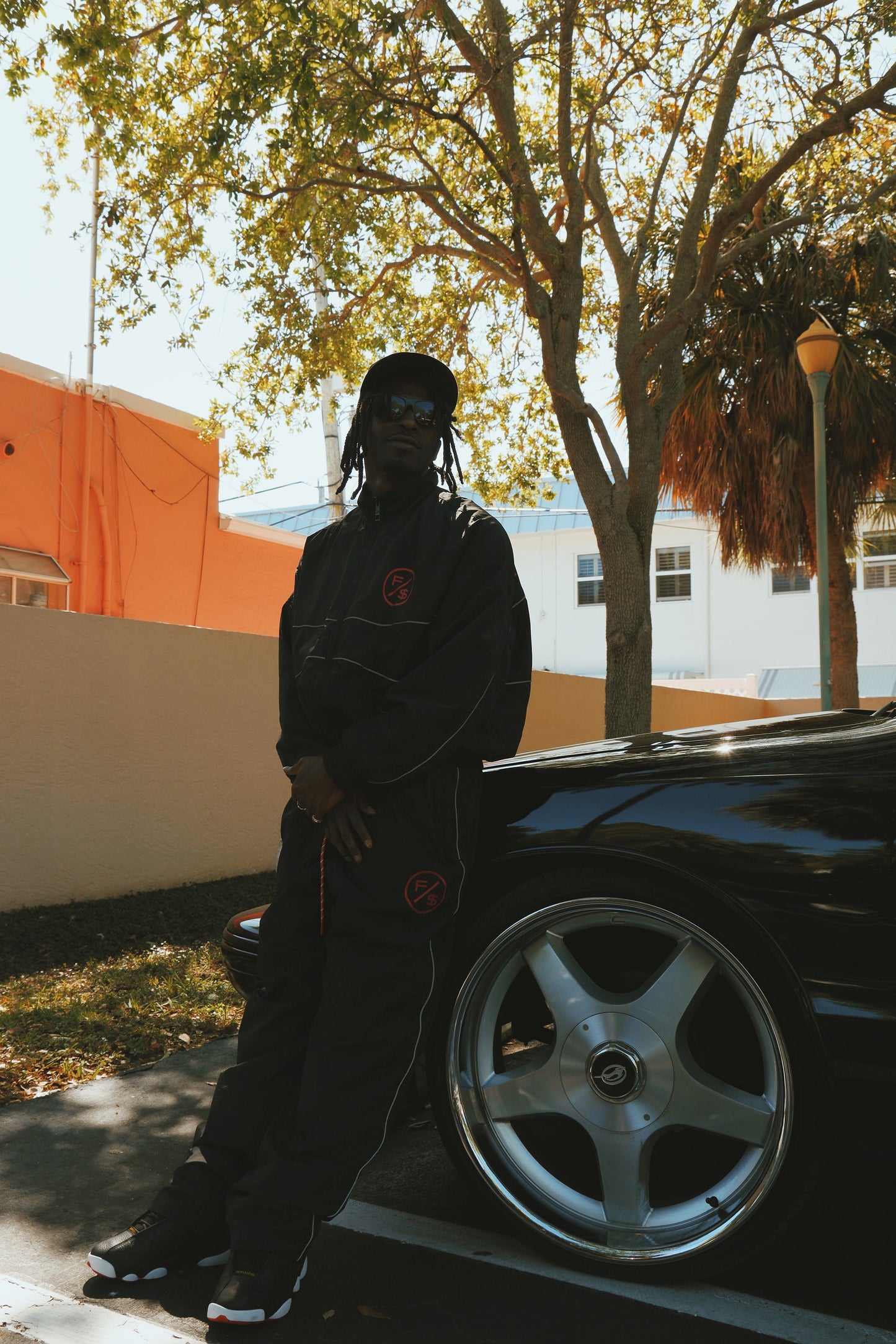 MOTION Nylon Pants (BRED)