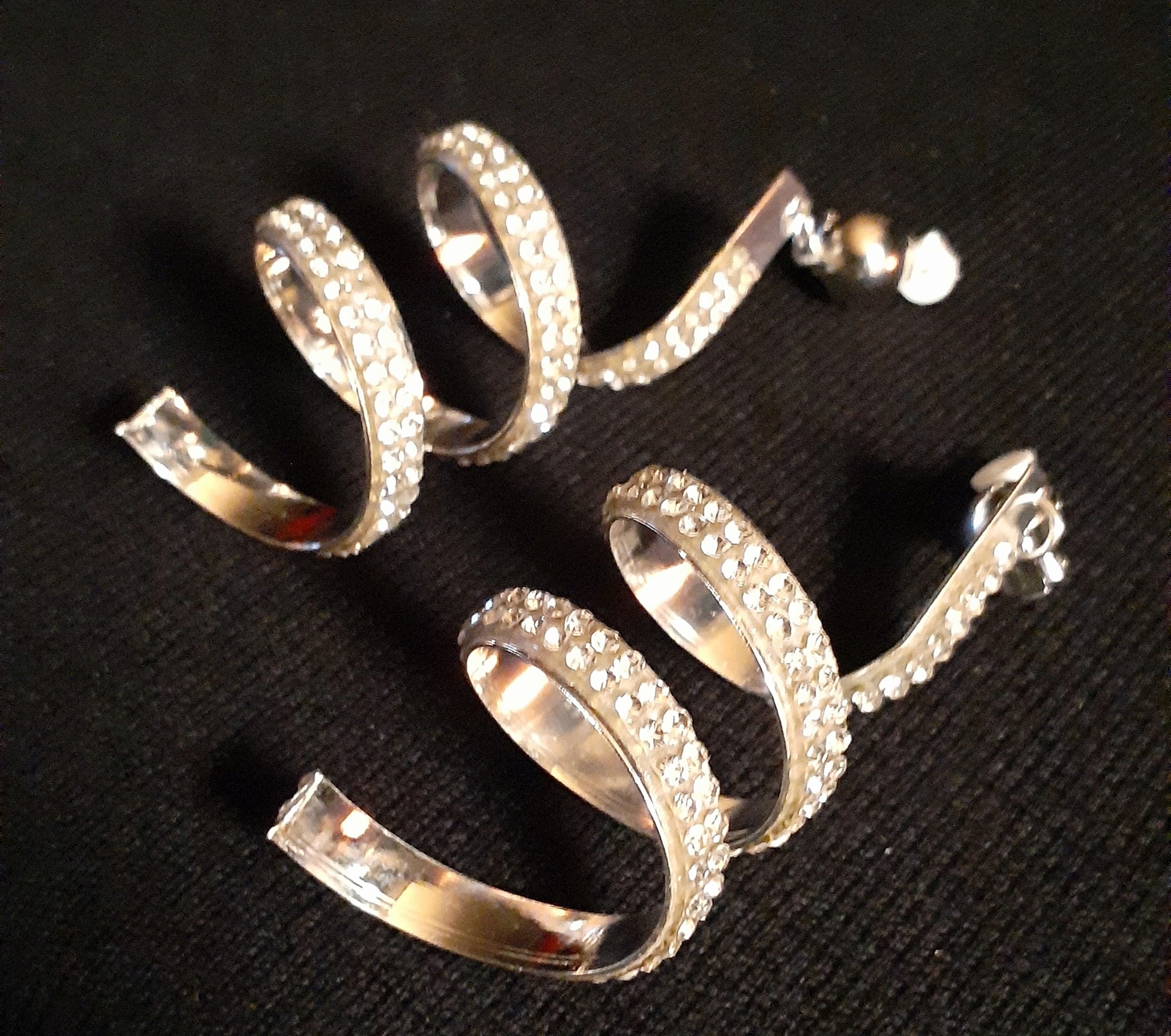 Blingy Rhinestone Spiral Bar Dangle Earrings