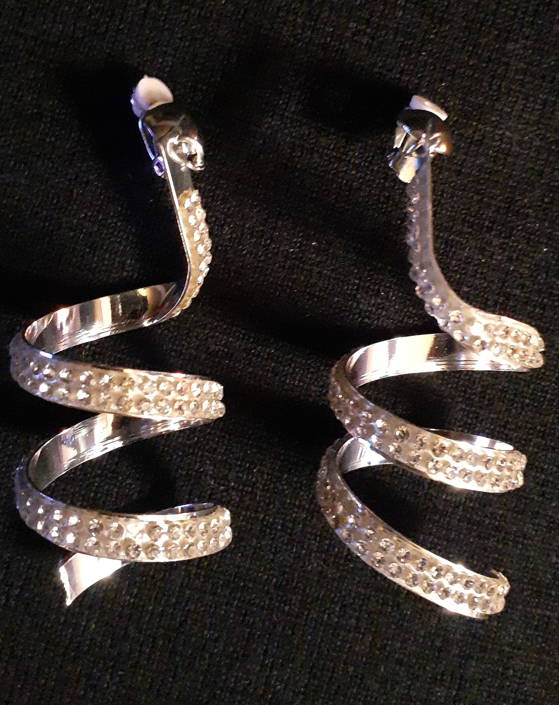 Blingy Rhinestone Spiral Bar Dangle Earrings