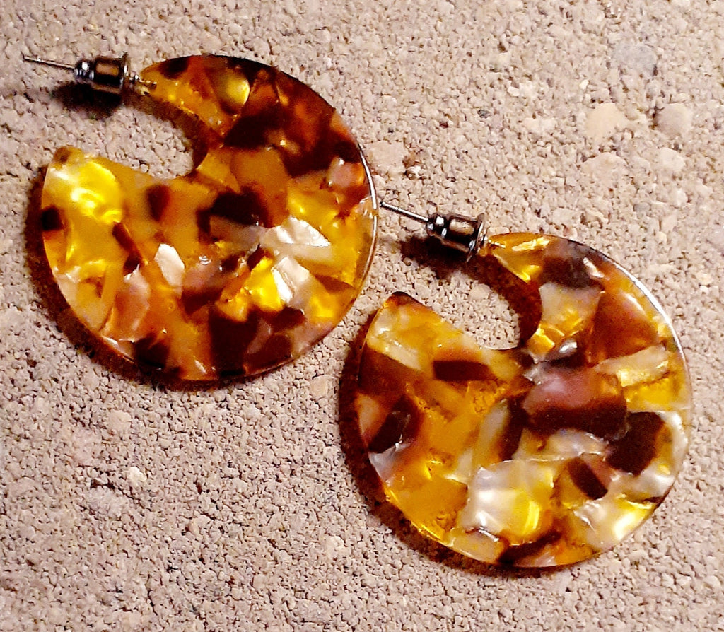 Confetti Lucite Huggie Stud Earrings