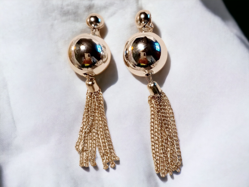 Extra large Silver Ball and Chain design Clip On Earrings