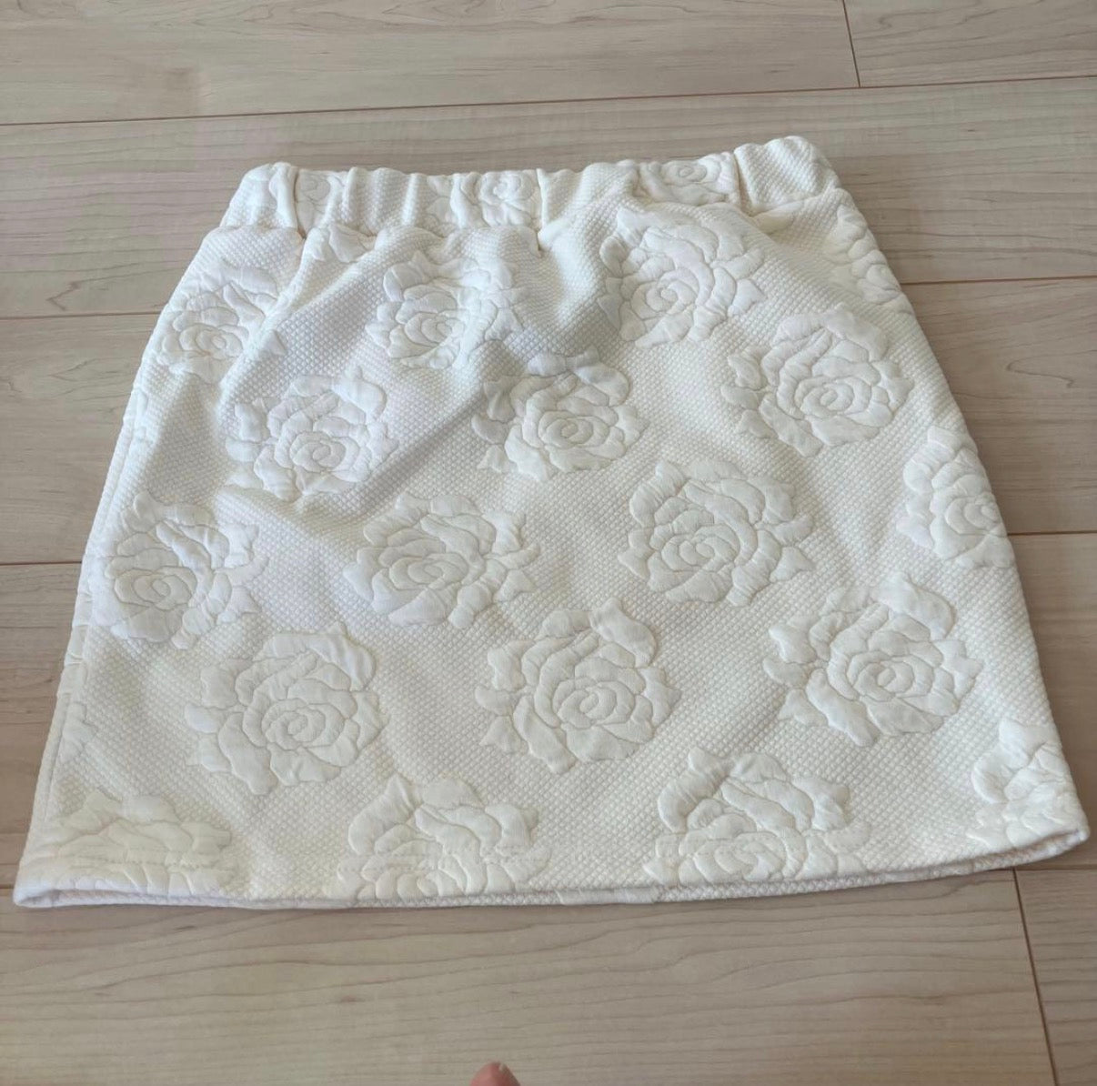 DaTuRa Rose Print Pencil Skirt