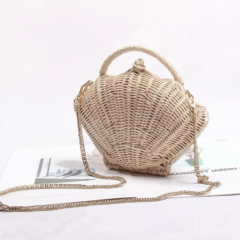Rattan Shell Chain Messenger Bag