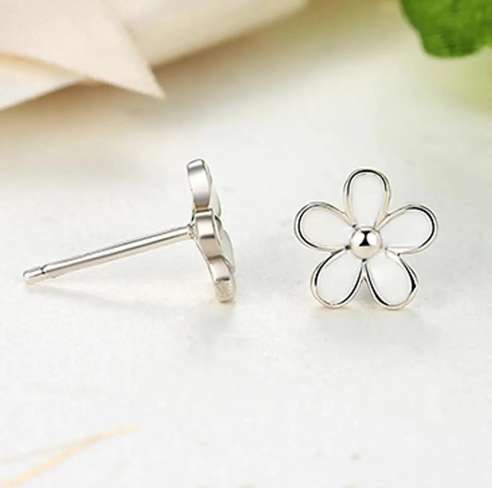 925 Sterling Silver White Daisy Stud Earrings