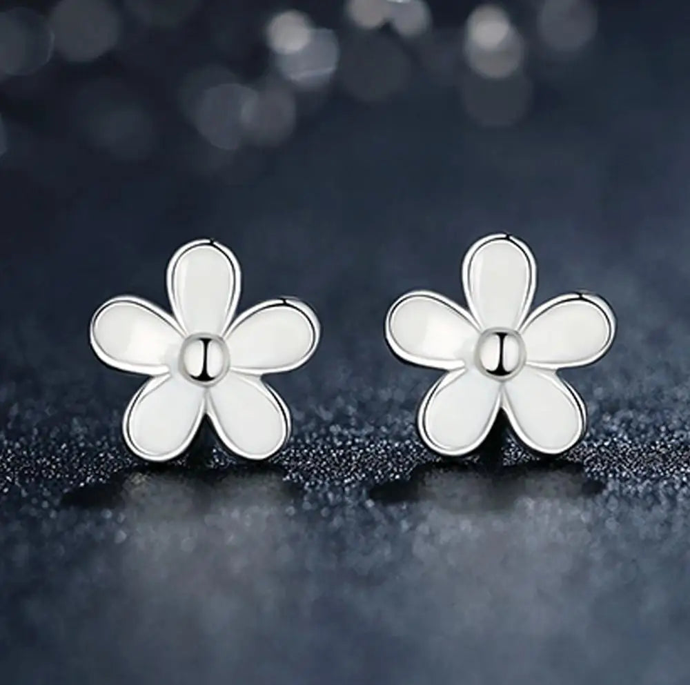 925 Sterling Silver White Daisy Stud Earrings