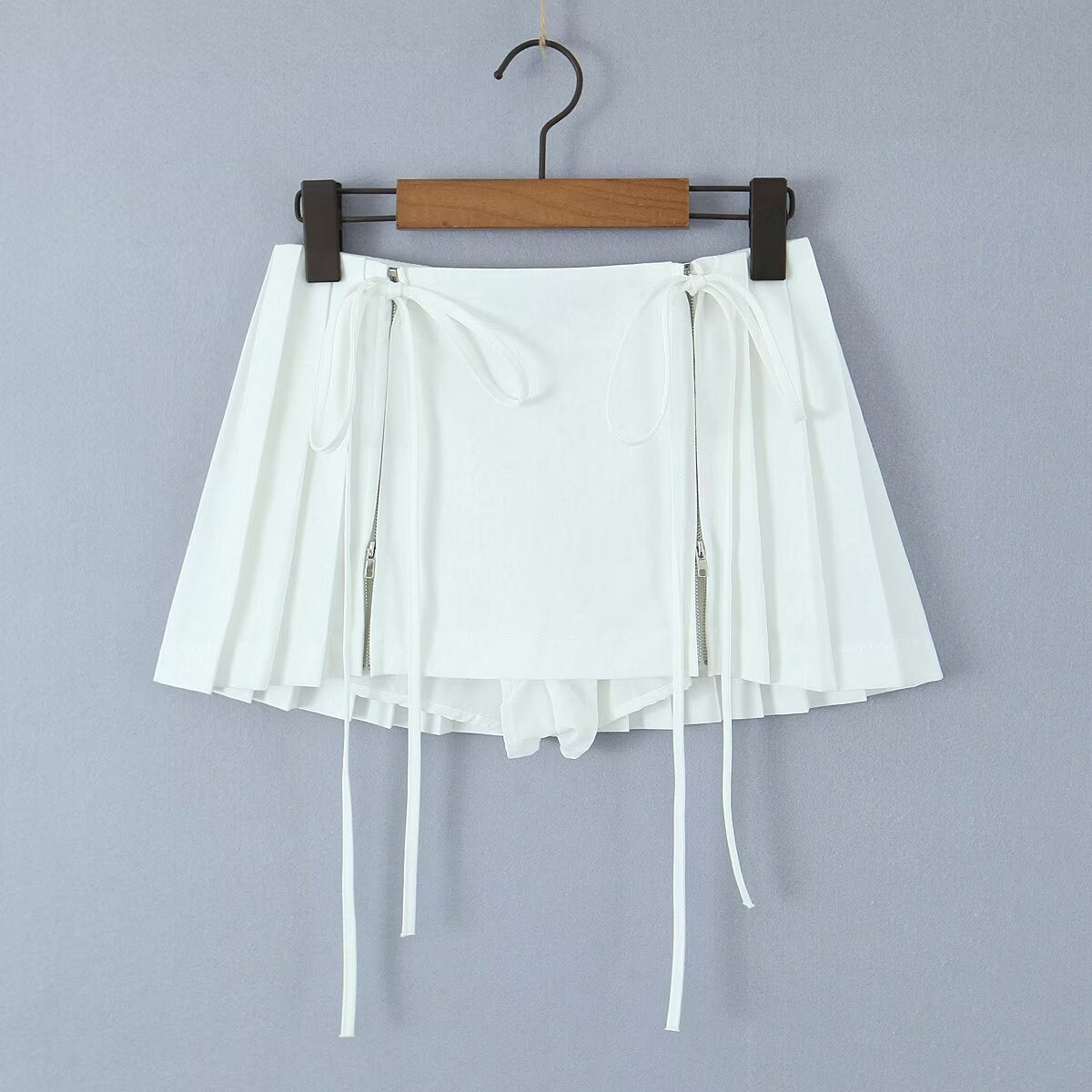 Zipper-Detail Pleated Mini Skirt