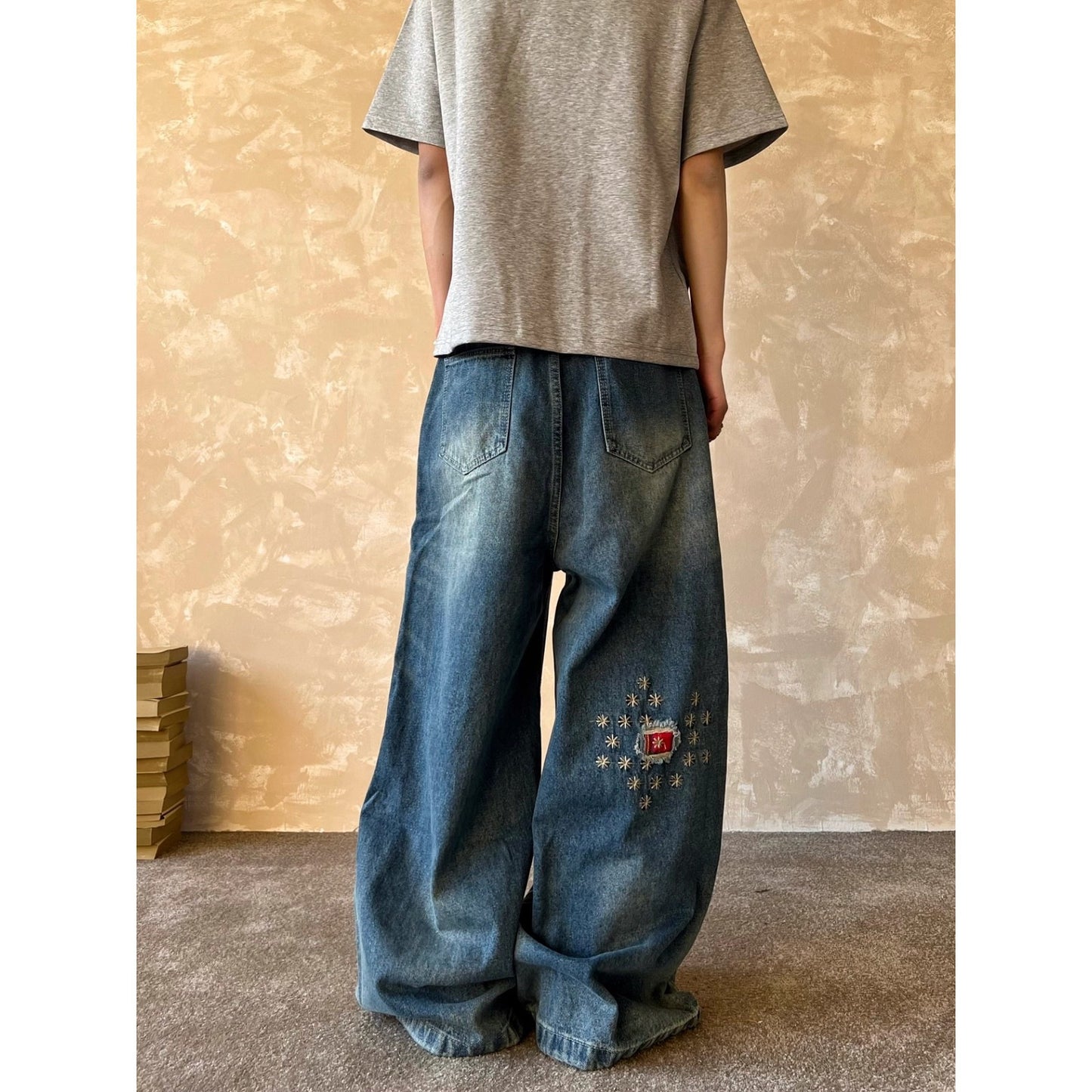 Distressed Embroidered Patch Jeans