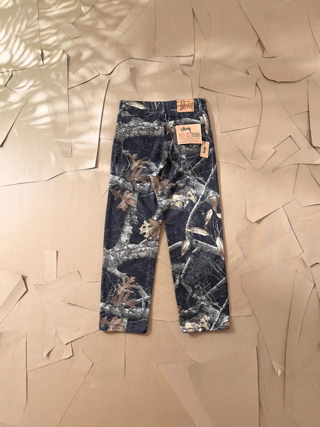 Camouflage Jeans