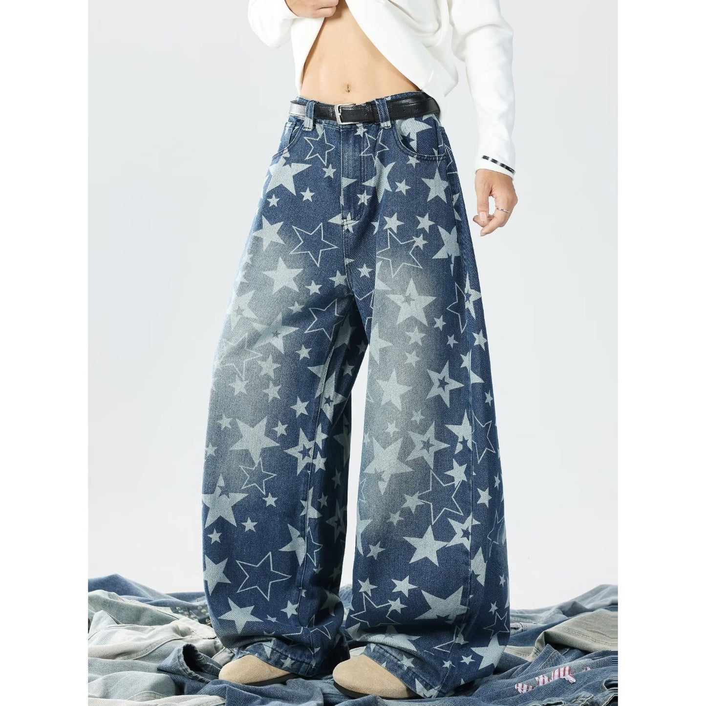 Star Pattern Distressed Denim Pants