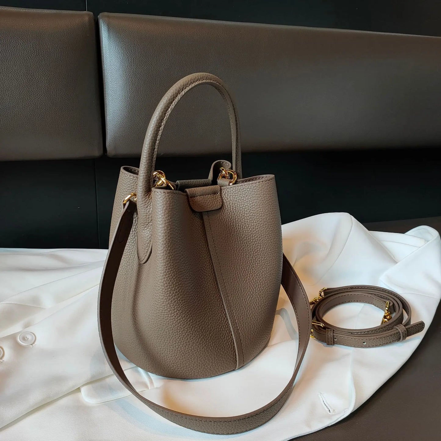 Round Bucket Tote