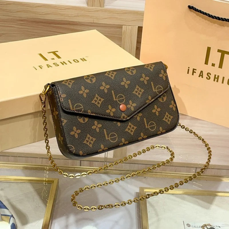 Chain Strap Envelope Bag