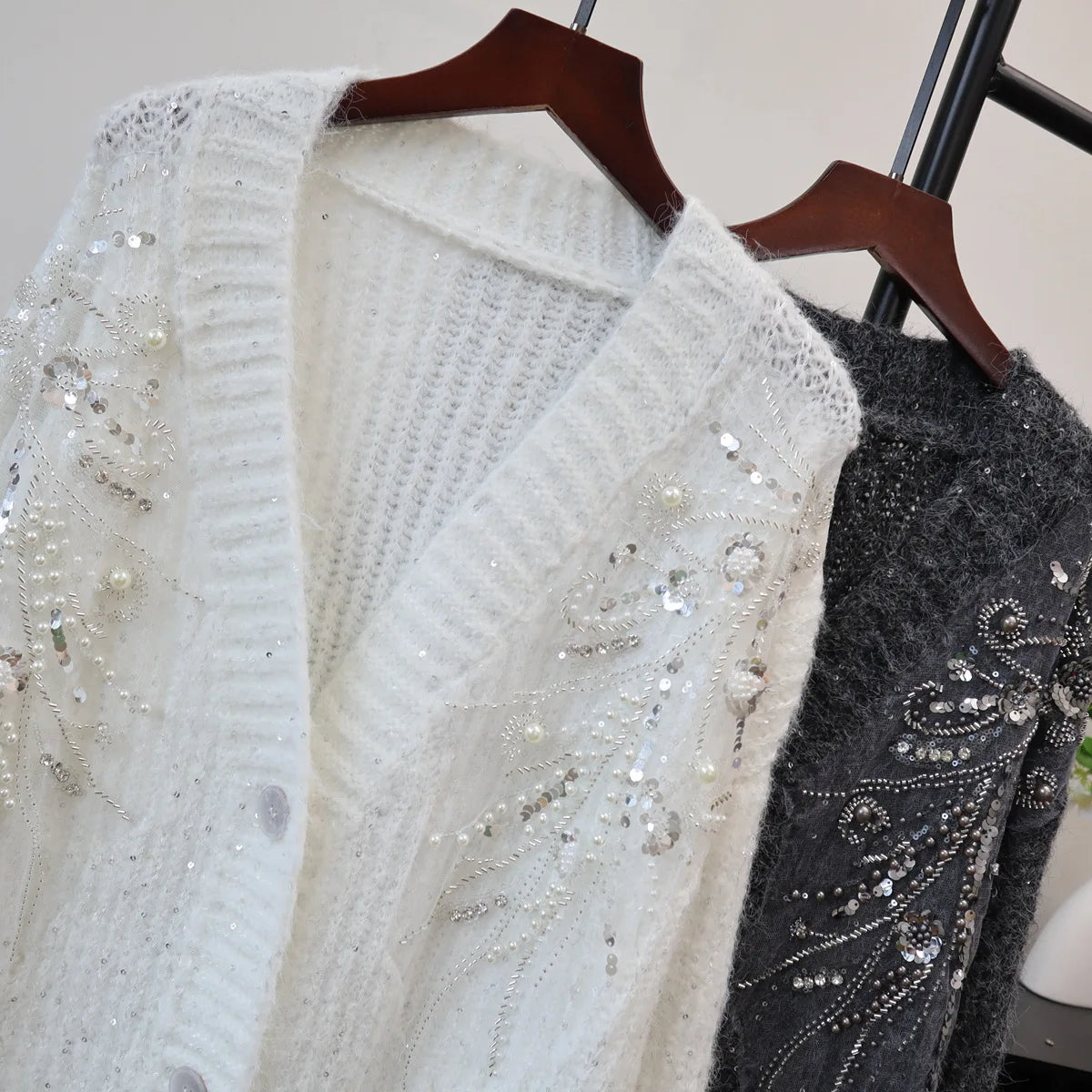 Knitted V Neck Sequins Cardigan