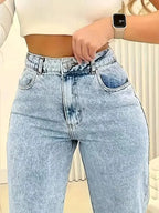 Straight Jeans