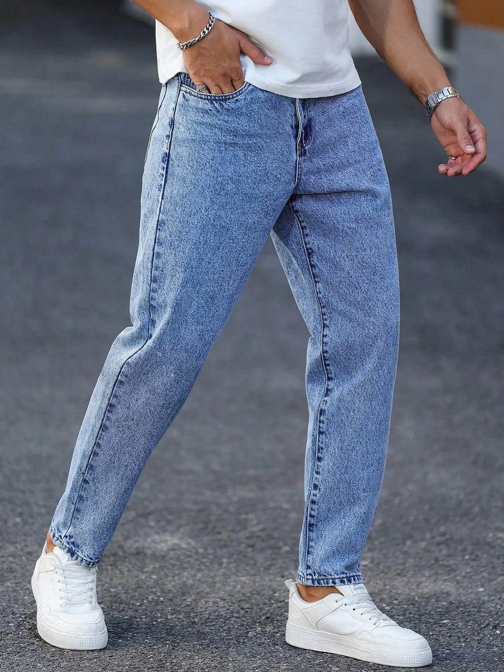 Relaxed Fit Tapered Acid Wash Jeans