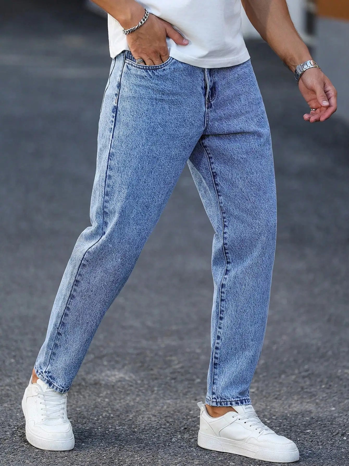 Relaxed Fit Tapered Acid Wash Jeans