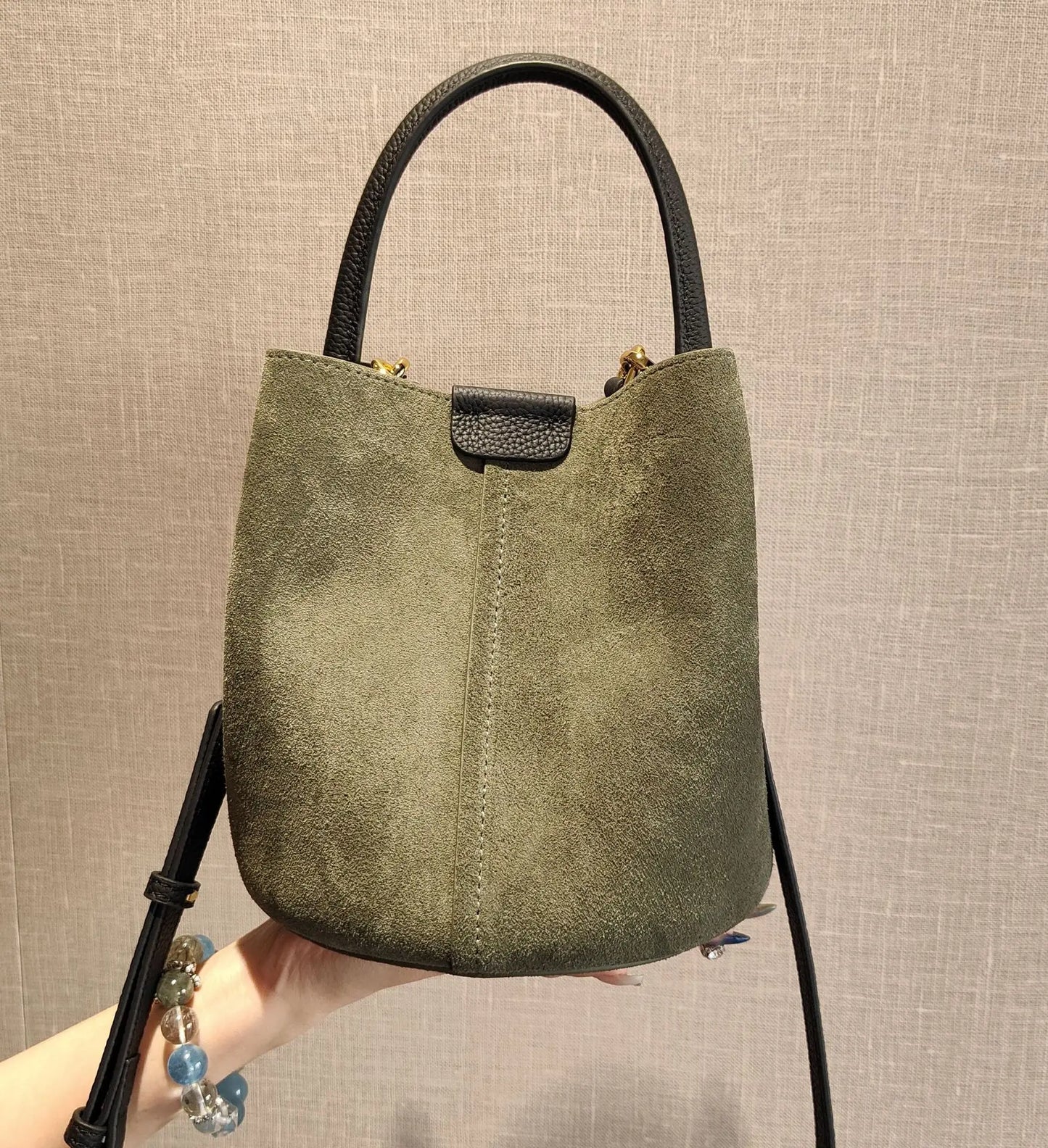 Round Bucket Tote