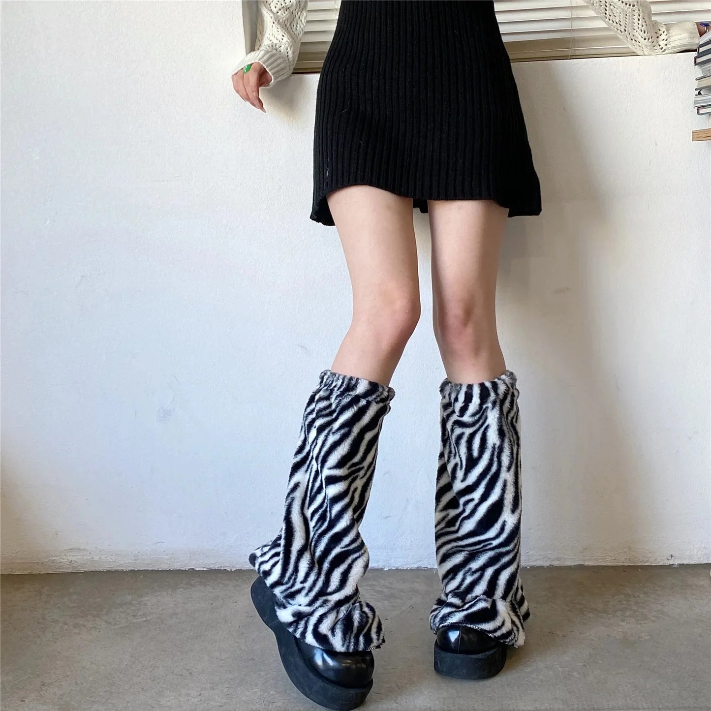 Leopard Fur Boot Socks for Women Y2K Plush Leg Warmers Thigh High Sexy Leg Covers Harajuku Boot Cuffs Socks Lolita Garter Socks