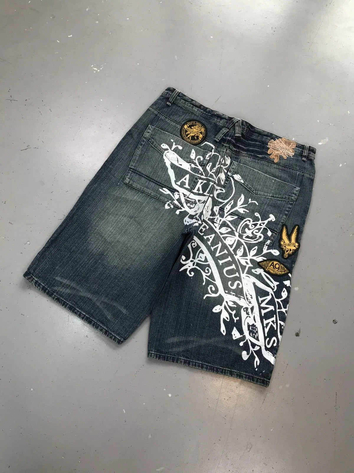Pattern Denim Shorts
