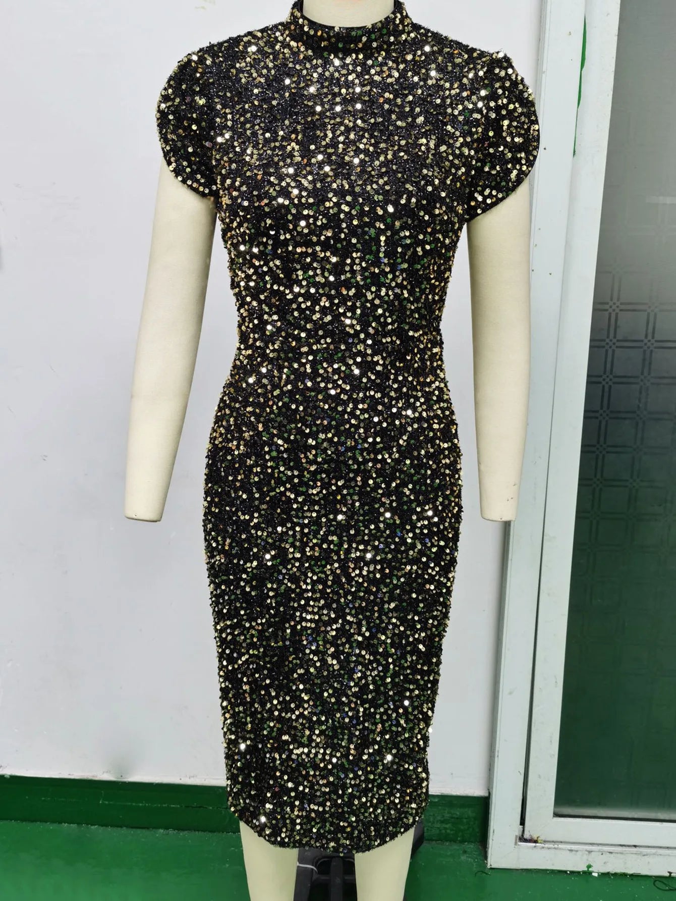 Sleeveless Shiny Sequins Luxury Evening Dress
