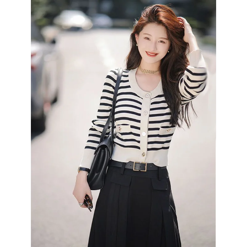 Striped Short Knitted Cardigan