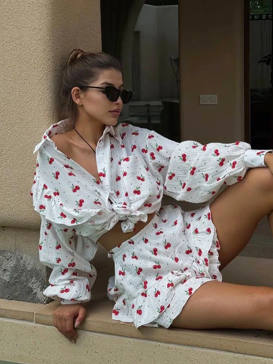 Bronladies Love Printed Long Sleeved Shorts Set