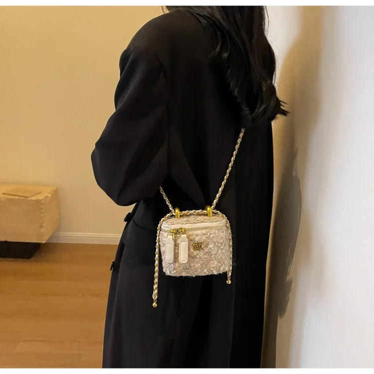 Wool Weave Knitted Crossbody Bag