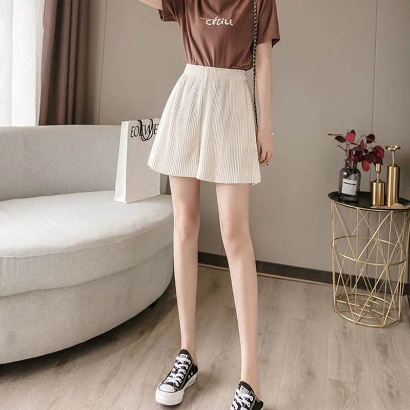 Elastic High Waist Pleated Shorts