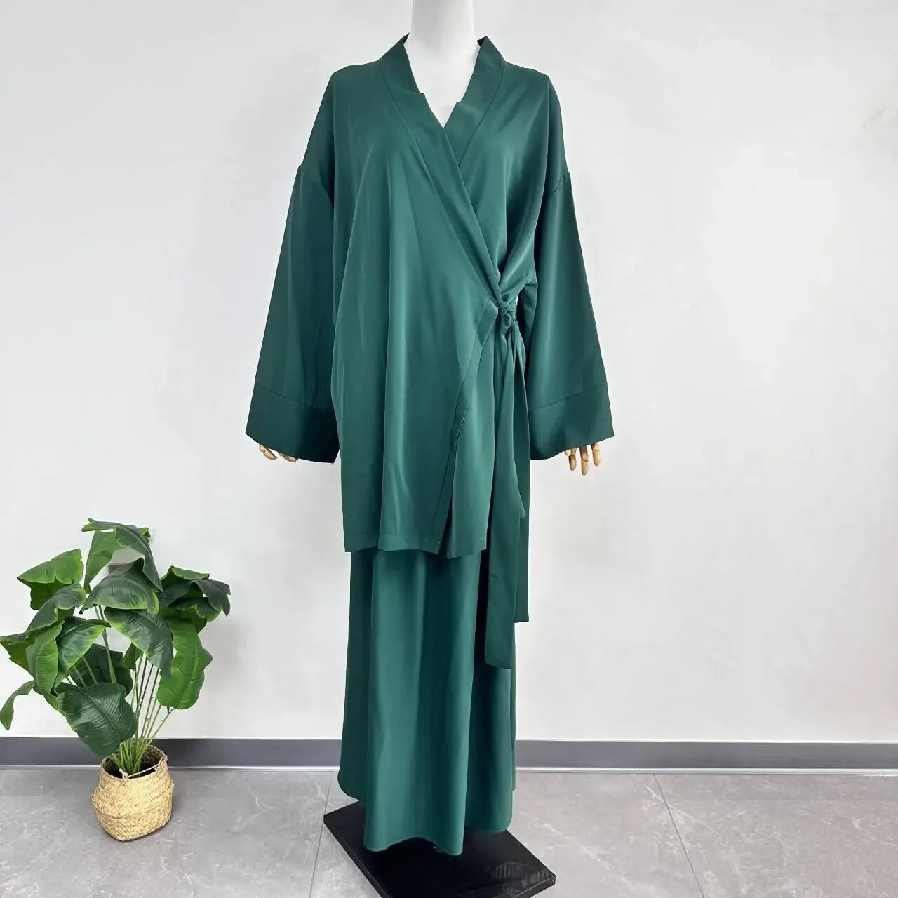 Eid Muslim Suit Modest Two Piece Women Lace Up Top Skirt Outfits Ramadan Morocco Dubai Abayas Ensemble Islam Arab Jalabiya 2025