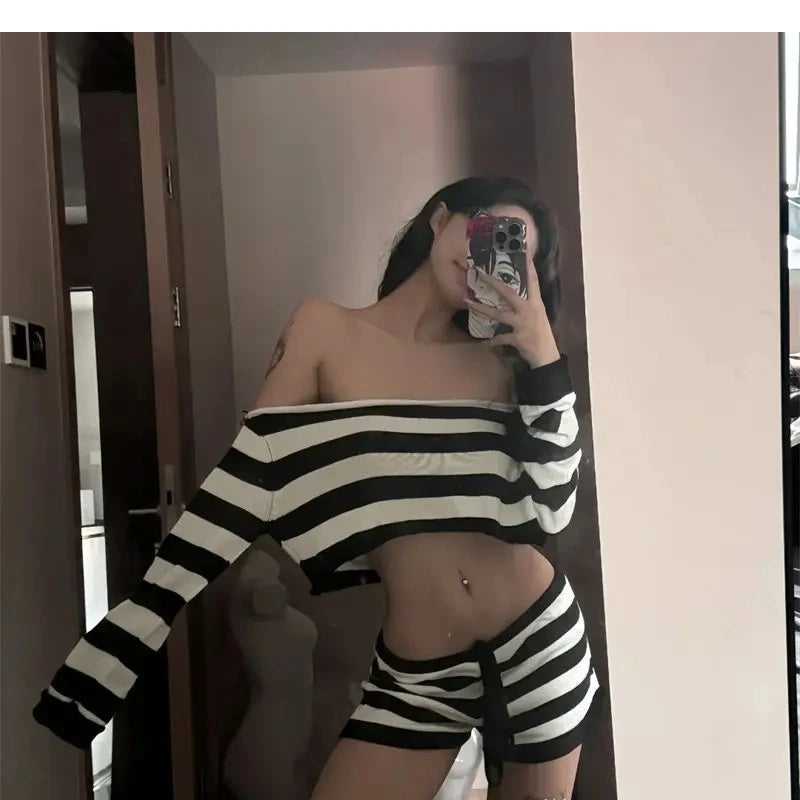 Sexy Off Shoulder Long Sleeve Knitted Top For Women+ Y2k Low-waist Loose Wide Leg Shorts 2025 Summer New Two Piece Sets