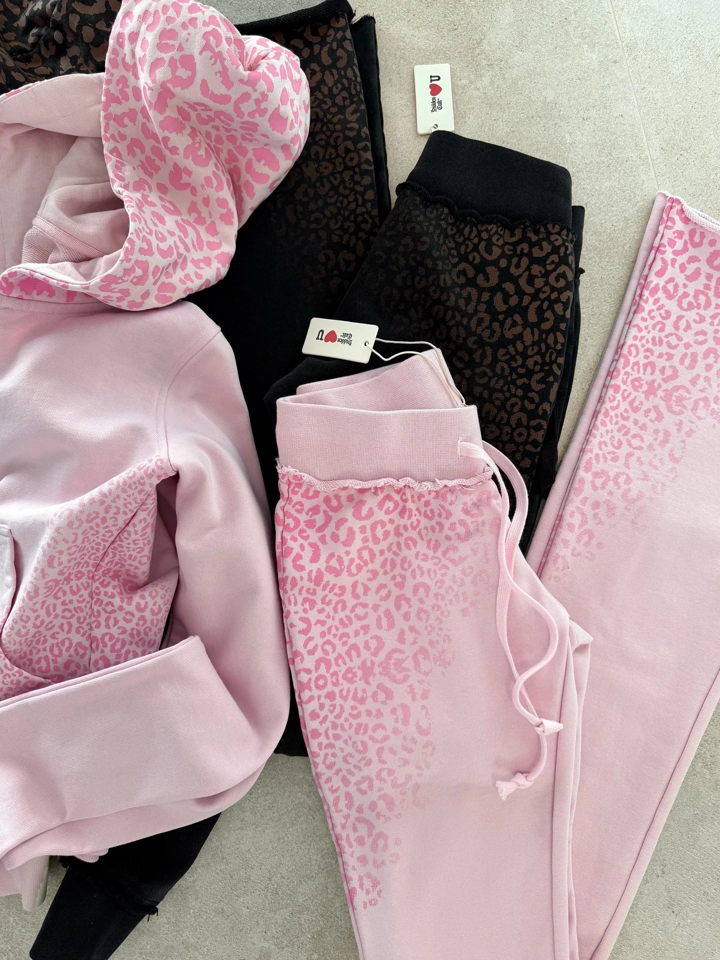 Leopard Print Graffiti Slim Zipper Hoodie Set