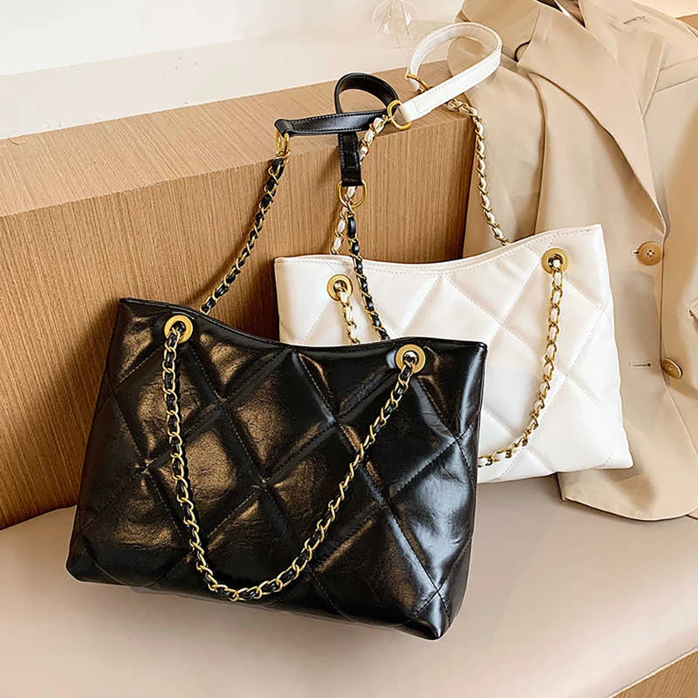 Diamond Plaid Chains Shoulder Bag