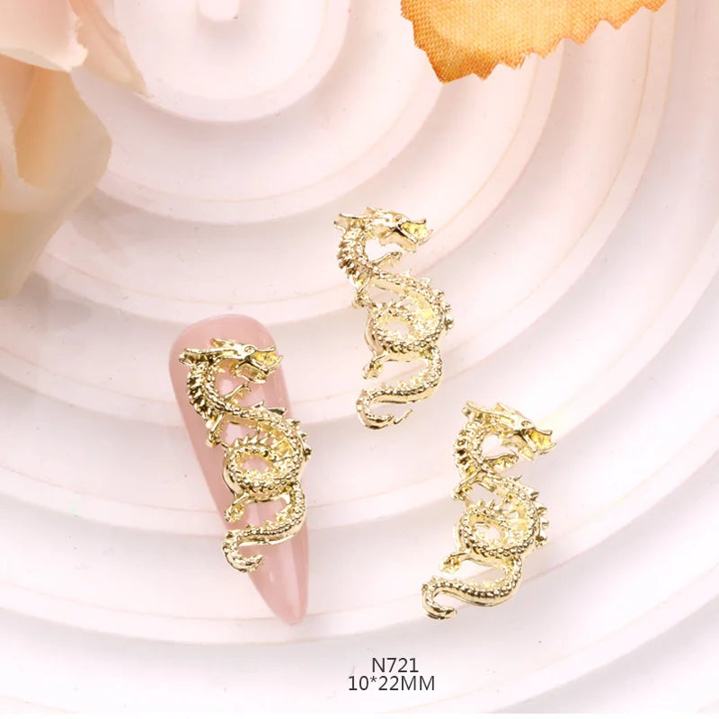 TSZS 10pcs/lot 2024 3D Alloy Silver Gold Chinese Dragon Nail Decorations New Year Chinese Dragon Nail Art Charms