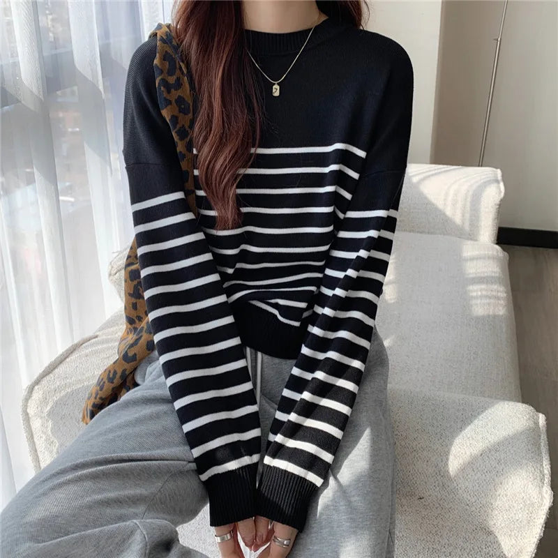Striped Crew Neck Long Sleeves Knit Sweater