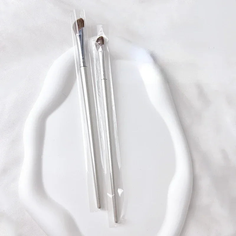 Nose Contour Brush