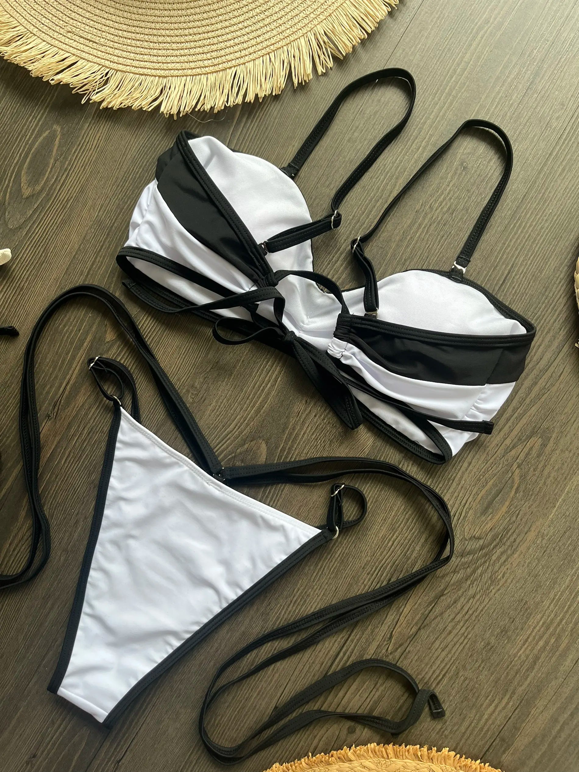 Bandeau Bikini