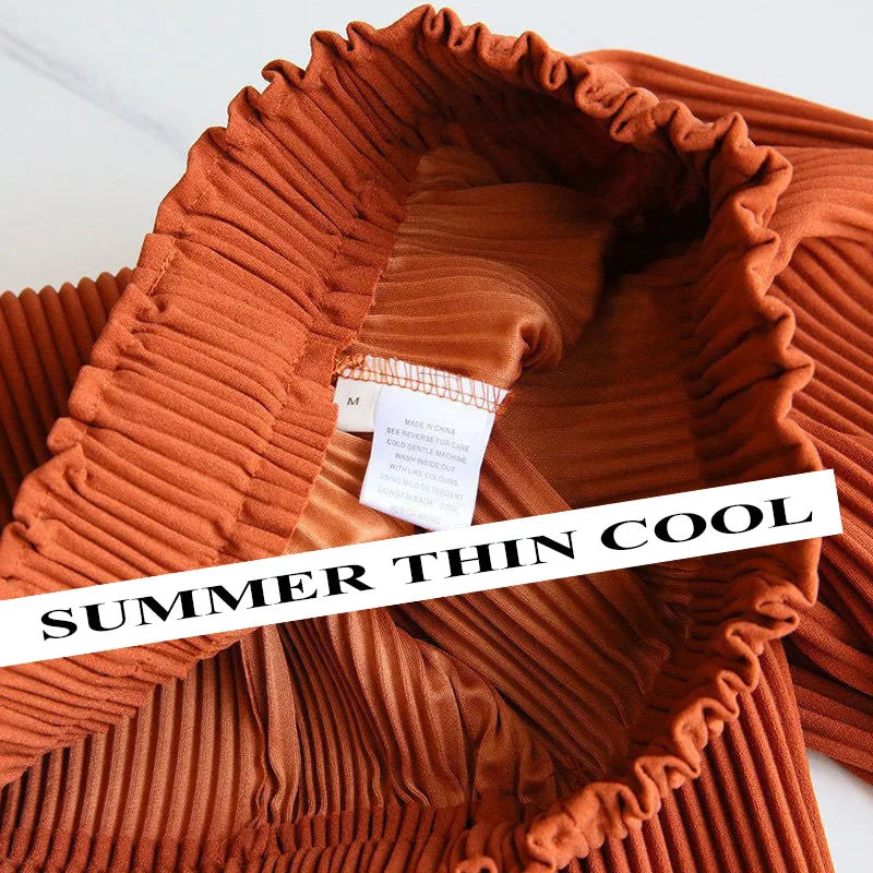 Elastic High Waist Pleated Shorts