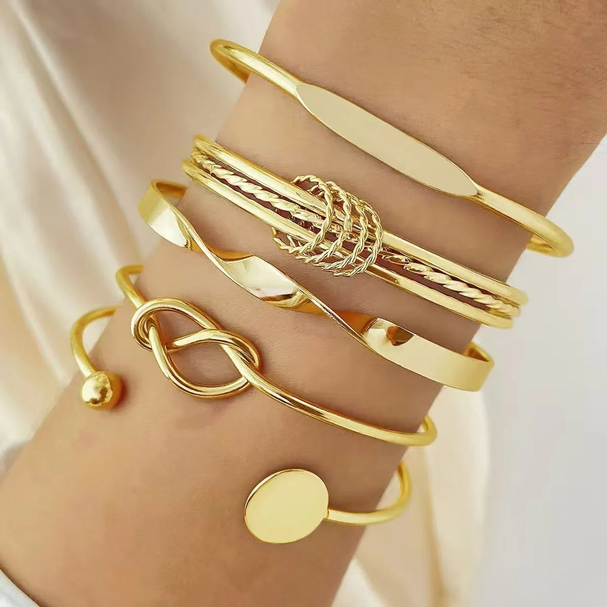 Trendy Multilayer Bracelets for Female Elegant Delicate Twist Sparkling Adjustable Bangles Jewelry Couples Gifts