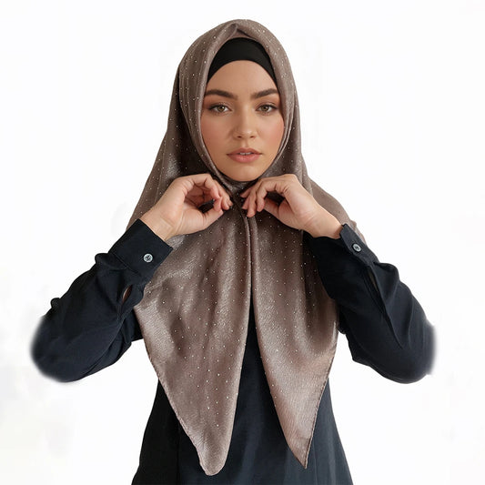 New Muslim Chiffon Square Hijab Premium Rhinestone Scarf Malaysia Shawl Plain Muslim Wraps Soft Turban Headband Shawl Supplier