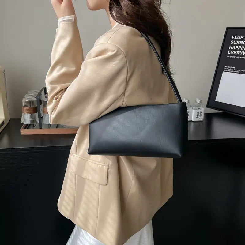 Miyagawa Shoulder Bag