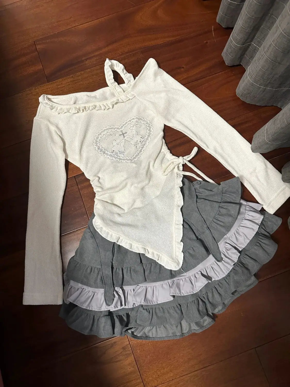 Irregular Bandage Sweet Ruffle T-Shirt + Patchwork Mini Cake Skirt