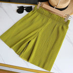 Elastic High Waist Pleated Shorts