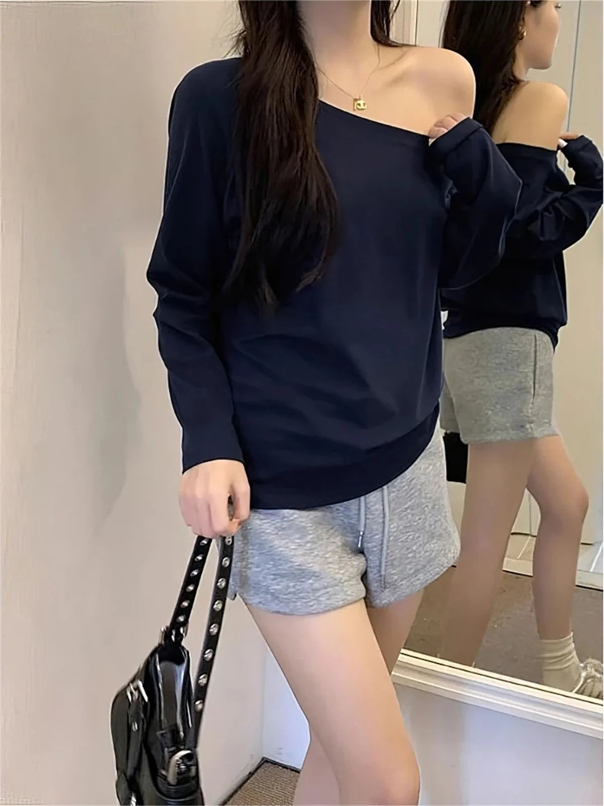 Oversize Off Shoulder Long Sleeve Tee