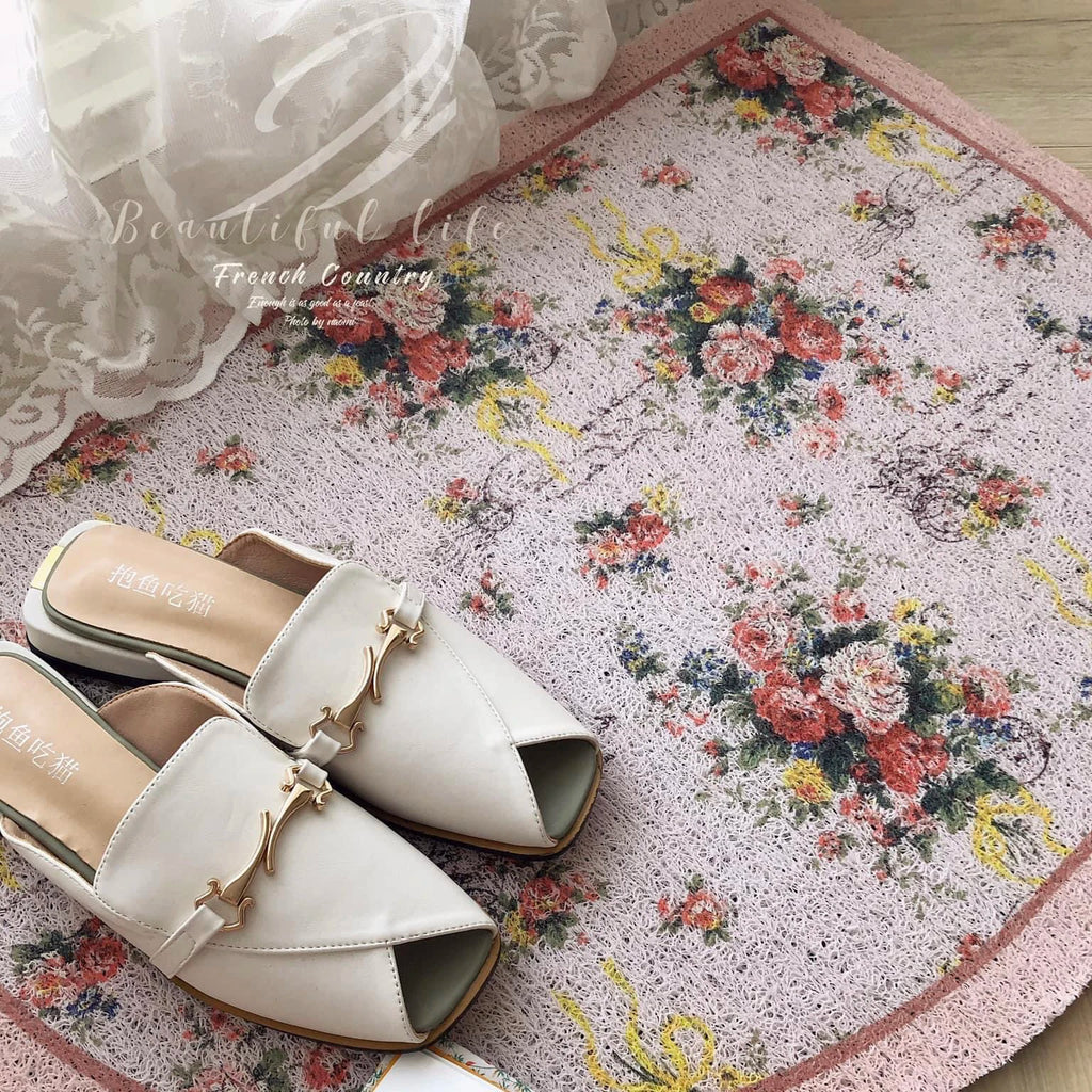 Oval Pink Rose and Cherub Mat