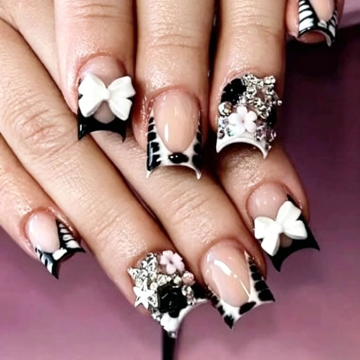 Blush Pink False Nails Bowknot Diamond Pearl 3D Design Press on Nail Tips with Harmless Smooth Edge Nails Woman DIY Fake Nails