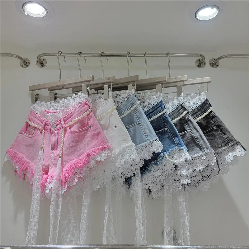Crochet Lace Trim Slimming Raw Hem Denim Shorts + Pearl Belt