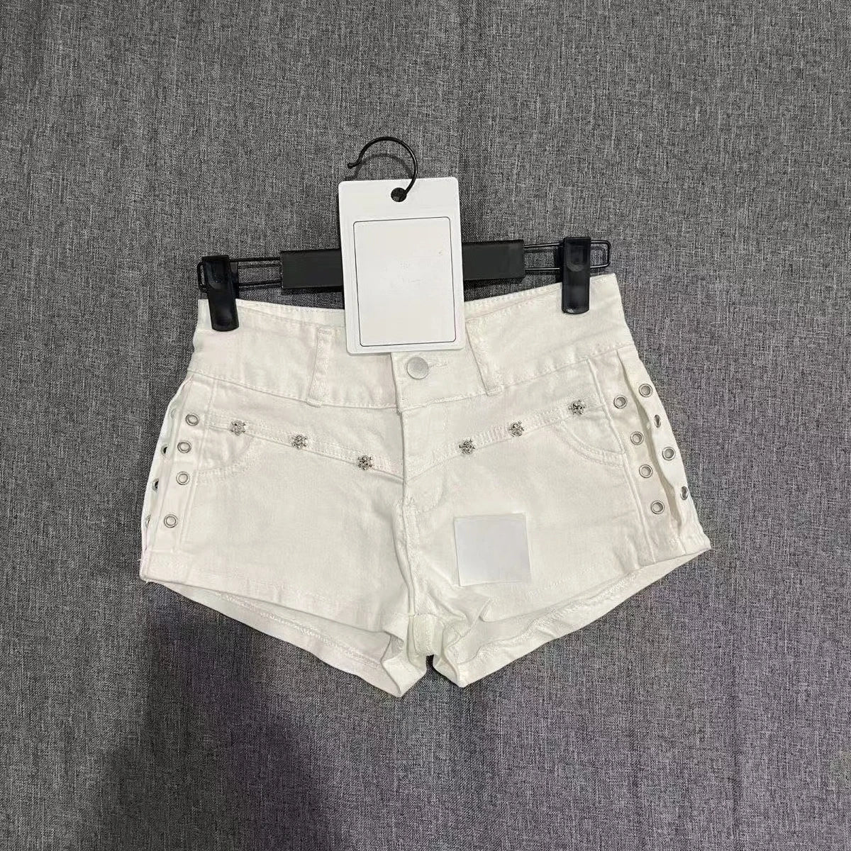 Low Waist Rivet Shorts