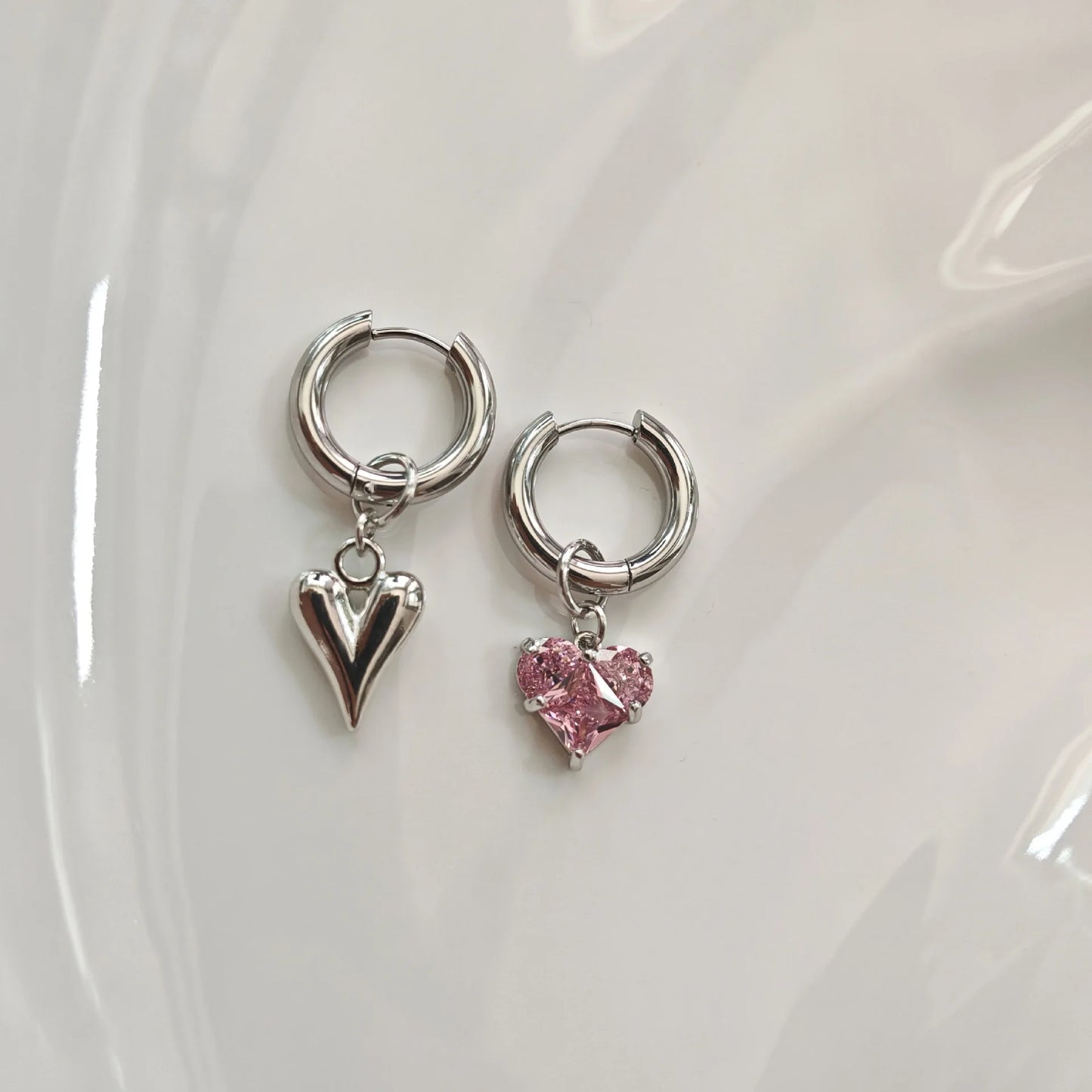 Geometric Irregular Stereo Heart-Shaped Earrings